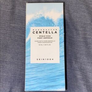 Hyalu-Cica First Ampoule - Blue